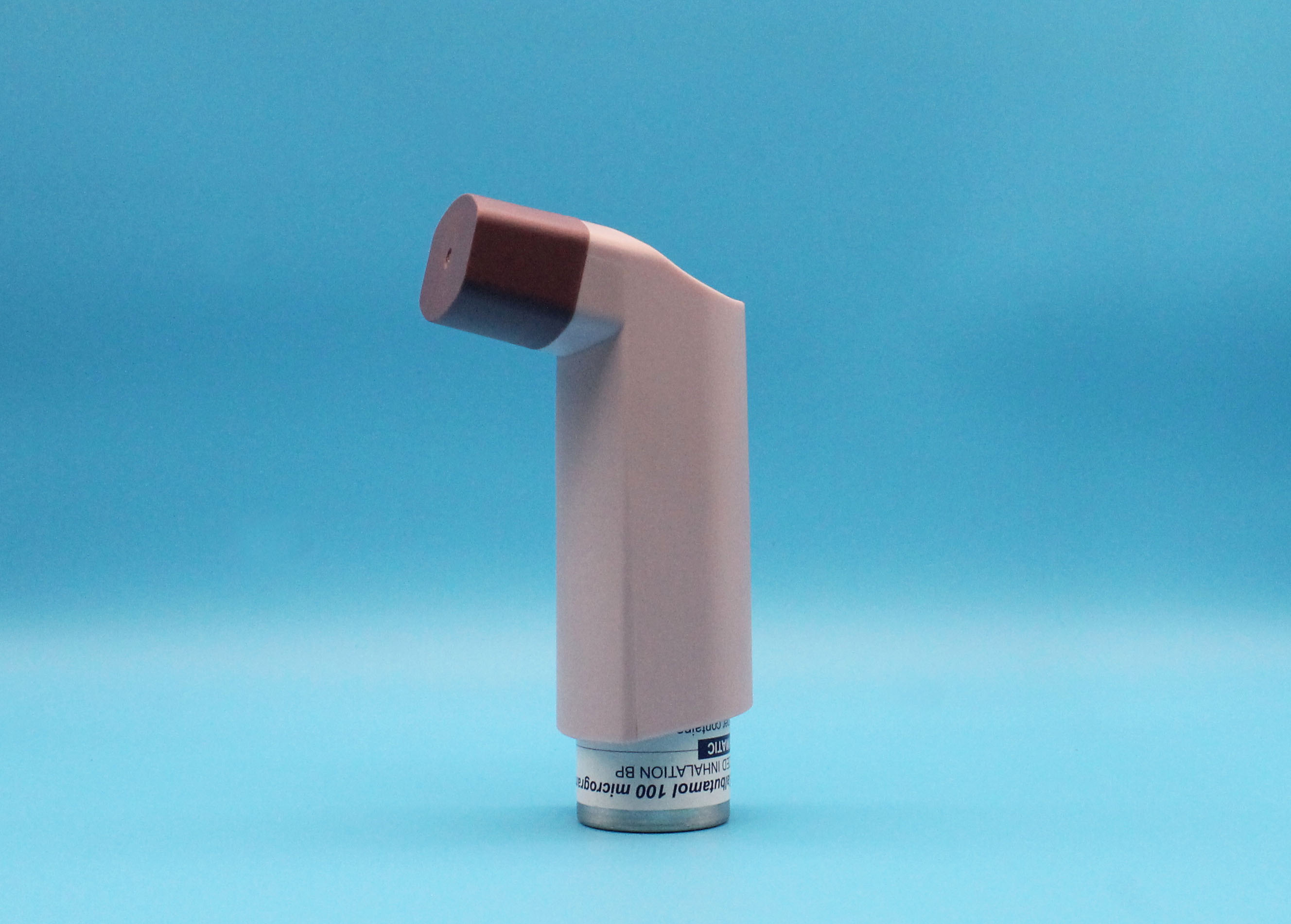 Salbutamol and Beclometasone Dipropionate Pressurised Inhalation Salbutamol et Beclometasone Dipropionate Pressurized Inhalatio